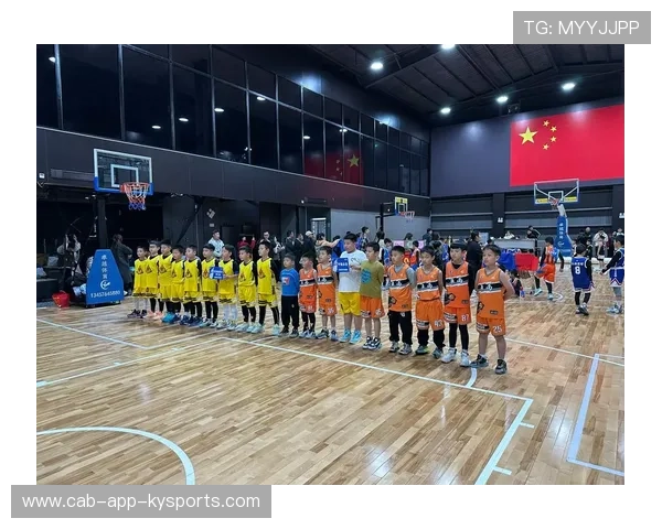 篮球联赛完善青训教练员的职业资格与继续教育，篮球青训队训练计划