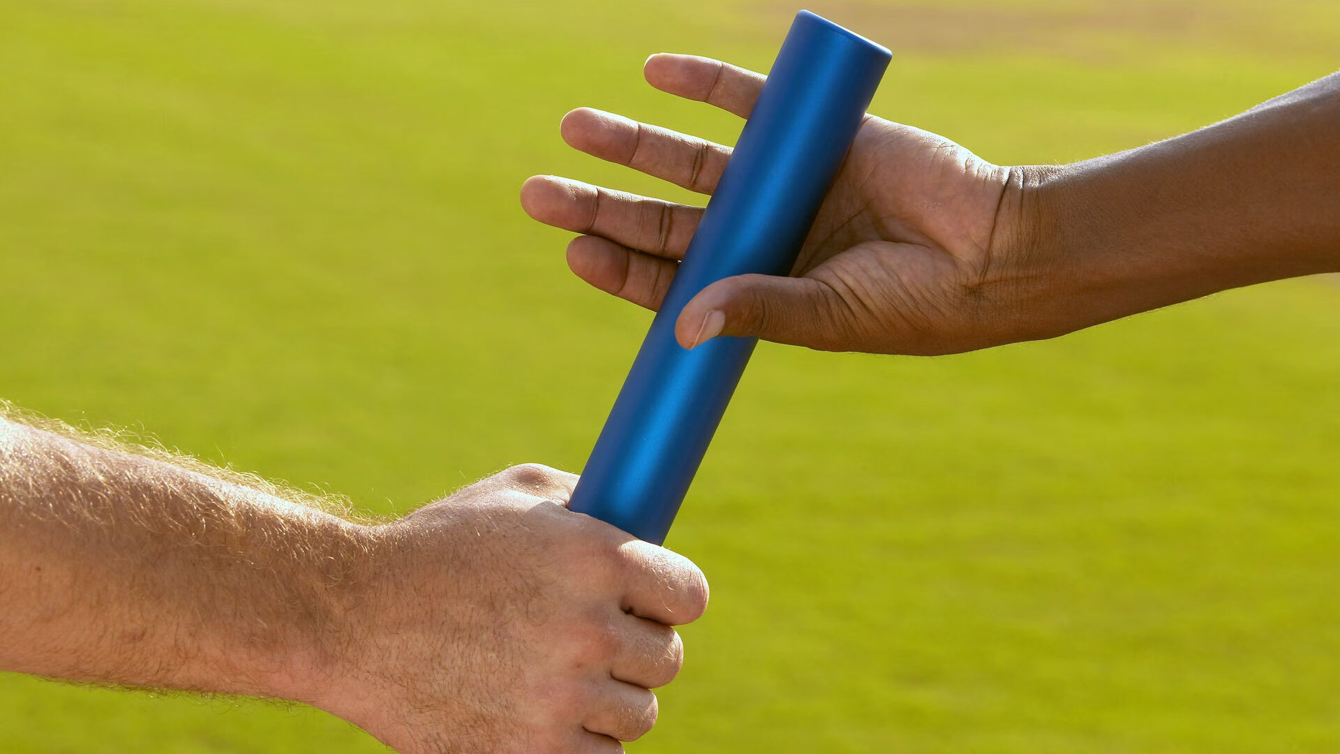 “拜仁新星Aznu训练问题发酵，“才华＋态度”成为讨论焦点”